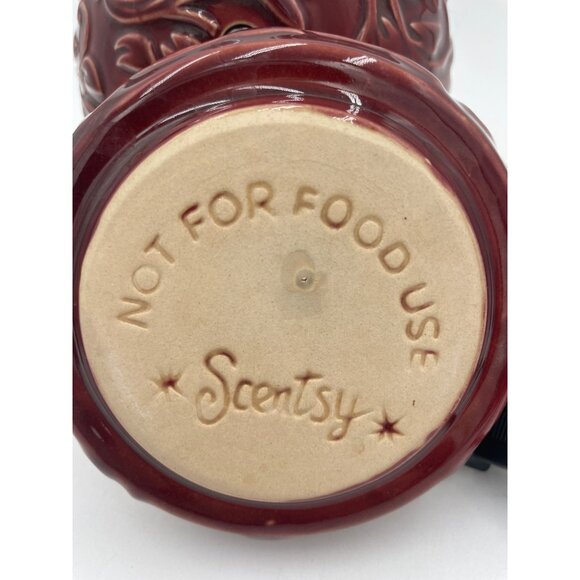 Scentsy Plug-In Wax Warmer Burgundy Floral Design 25W Electric Melter 2010 - Picture 3 of 5